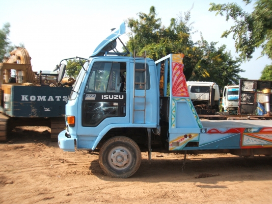 ขายรถบรรทุกสิบล้อ อีซูซุ ร็อกกี้ เครื่องยนต์ 175 แรงม้า เทอร์เบอร์ เครื่องดี คัตซีสวย บันไดไฮดรอลิก ขายรถบรรทุกสิบล้อ อีซูซุ ร็อกกี้ เครื่องยนต์ 175 แรงม้า เทอร์เบอร์ เครื่องดี คัตซีสวย บันไดไฮดรอลิก