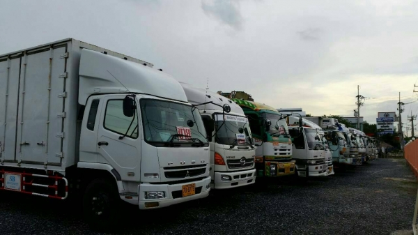 โปรโมชั่นพิเศษ ดอกเบี้ย 5\% 11 วัน 21-31ต.ค.57