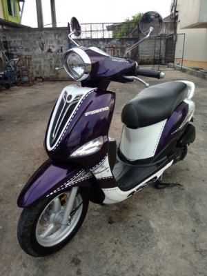 Filano ลายซิป สีม่วง-ขาว หัวฉีดประหยัด รถปี56 สวยๆครับ