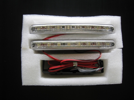 ชุดไฟ Daylight 8 LED DRL กันน้ำ คุณภาพดี ราคาไม่แพงครับ