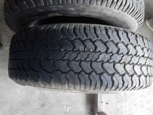 225/70R15 MICHELIN  LTX A/T  มี 3 เส้น TEL.081-427-3941