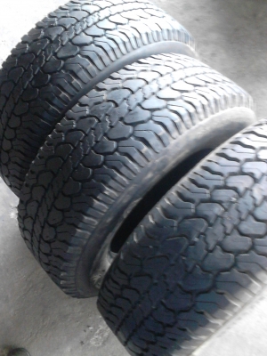 225/70R15 MICHELIN  LTX A/T  มี 3 เส้น TEL.081-427-3941