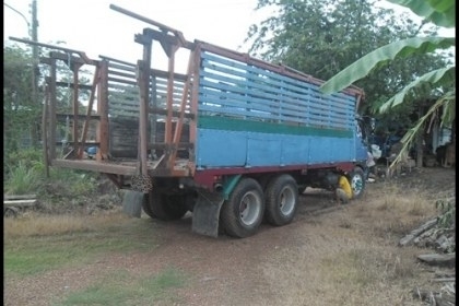 สิบล้อ ฮีโน่ KT