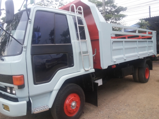 isuzu Rocky 6 ล้อ รถสวย เครื่องดี isuzu Rocky 6 ล้อ รถสวย เครื่องดี