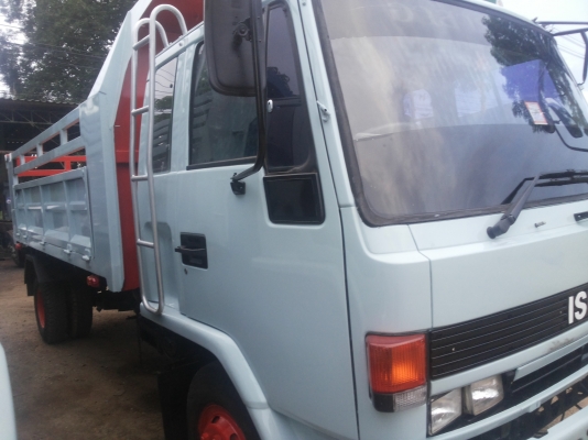 isuzu Rocky 6 ล้อ รถสวย เครื่องดี