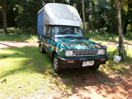 มาสด้า แฟมิเลีย พร้อมหลังคาค้าขาย มาสด้า แฟมิเลีย พร้อมหลังคาค้าขาย