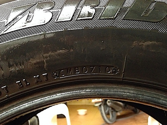 ขายยาง Bridgestone 265/60/18 ปี10 1ชุด ขายยาง Bridgestone 265/60/18 ปี10 1ชุด