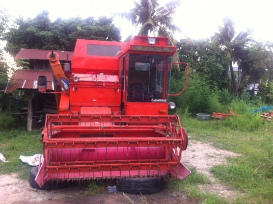 รถเกี่ยวข้าว kubota ax60 เทอร์โบ พร้อม ใช้งาน
