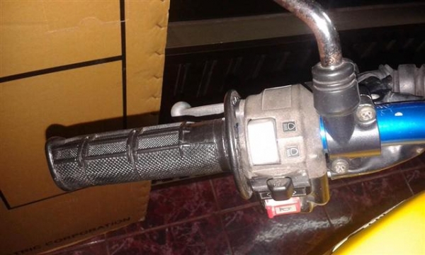 ขาย Yamaha TW200 ปี 2001เดิมๆสภาพสวยราคา 45000 บาทครับ