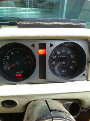 ขาย มาสด้า 323