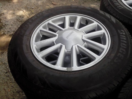 ขายเเม๊กเดิม  215 70 16  ยางปี 2014 ขายส่งครับ