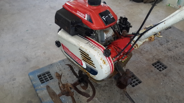 รถพรวนดิน