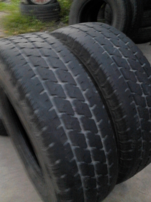 215R14 BRIDGESTONE LEO 677 ปี 2013 มี 2 เส้น TEL.081-427-3941 215R14 BRIDGESTONE LEO 677 ปี 2013 มี 2 เส้น TEL.081-427-3941
