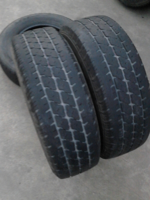 215R14 BRIDGESTONE LEO 677 ปี 2013 มี 2 เส้น TEL.081-427-3941 215R14 BRIDGESTONE LEO 677 ปี 2013 มี 2 เส้น TEL.081-427-3941