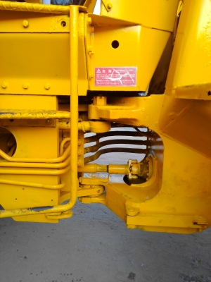 ขายครับ รถตัก cat 910 -80u เอวอ่อน สวยๆต่อแขนแล้วครั[