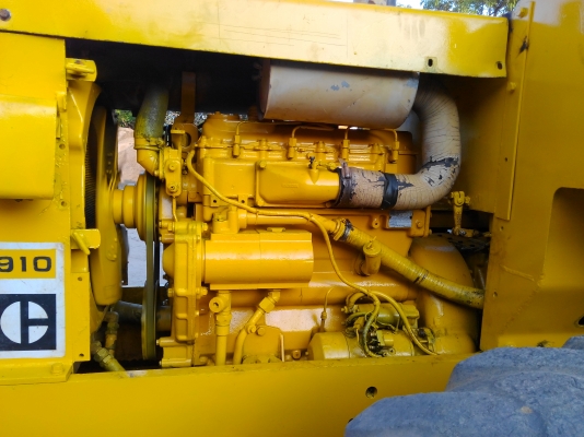 ขายครับ รถตัก cat 910 -80u เอวอ่อน สวยๆต่อแขนแล้วครั[