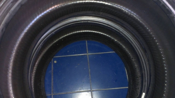 ขายยางBridcestone225/45/17รันเฟรสถอดจากBM E90. 1คู่