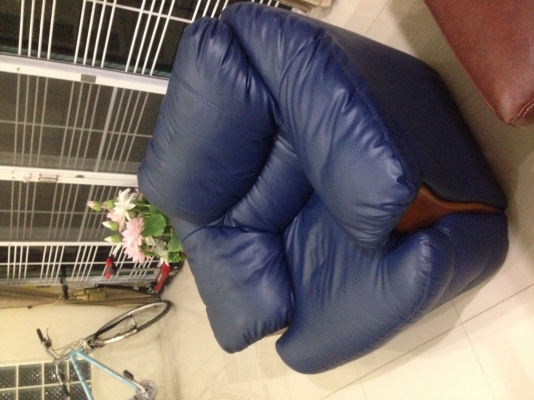 โซฟาหนานุ่มใหญ่โตแบ่งขาย ต้องปิดอัพมาขนนะใหญ่มาก โซฟาหนานุ่มใหญ่โตแบ่งขาย ต้องปิดอัพมาขนนะใหญ่มาก