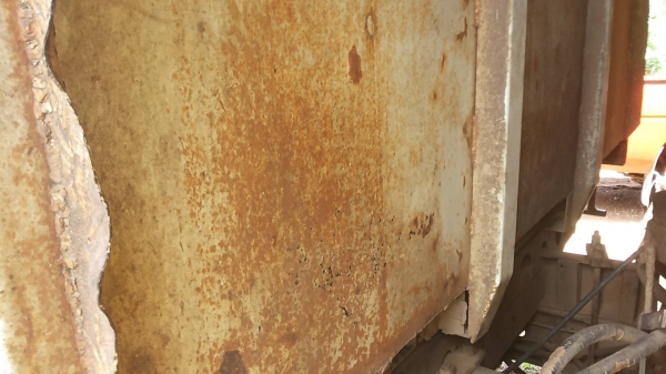 ***ขายแล้วครับขอบคุณ Truck2hand ขาย6ล้อดั้มดิน5คิว ราคาถูกๆ HINO KM310 DM100 90HP เครื่องเดิมเกียร์เดิม 6สูบ เครื่องแรงดี แน่นดี มีเยิ้มนิดๆ เกียร์ดีไม่หลุดไม่หอน ช่วงล่างใหญ่ F หน้า-หลัง คัสซีสวยเดิม ไม่มีบวม เสริมเหล็กบนแข็งแรง กระบะดั้มเหล็ก5ตันยิงห ***ขายแล้วครับขอบคุณ Truck2hand ขาย6ล้อดั้มดิน5คิว ราคาถูกๆ HINO KM310 DM100 90HP เครื่องเดิมเกียร์เดิม 6สูบ เครื่องแรงดี แน่นดี มีเยิ้มนิดๆ เกียร์ดีไม่หลุดไม่หอน ช่วงล่างใหญ่ F หน้า-หลัง คัสซีสวยเดิม ไม่มีบวม เสริมเหล็กบนแข็งแรง กระบะดั้มเหล็ก5ตันยิงห