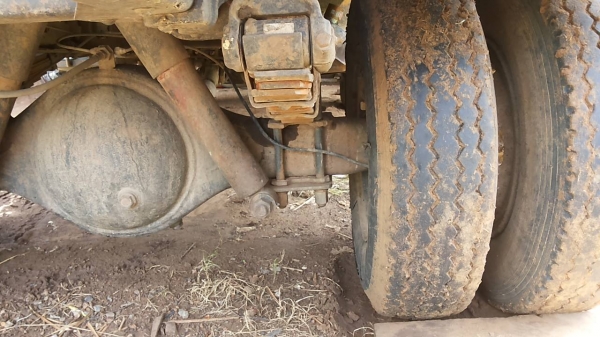 ***ขายแล้วครับขอบคุณ Truck2hand ขาย6ล้อดั้มดิน5คิว ราคาถูกๆ HINO KM310 DM100 90HP เครื่องเดิมเกียร์เดิม 6สูบ เครื่องแรงดี แน่นดี มีเยิ้มนิดๆ เกียร์ดีไม่หลุดไม่หอน ช่วงล่างใหญ่ F หน้า-หลัง คัสซีสวยเดิม ไม่มีบวม เสริมเหล็กบนแข็งแรง กระบะดั้มเหล็ก5ตันยิงห ***ขายแล้วครับขอบคุณ Truck2hand ขาย6ล้อดั้มดิน5คิว ราคาถูกๆ HINO KM310 DM100 90HP เครื่องเดิมเกียร์เดิม 6สูบ เครื่องแรงดี แน่นดี มีเยิ้มนิดๆ เกียร์ดีไม่หลุดไม่หอน ช่วงล่างใหญ่ F หน้า-หลัง คัสซีสวยเดิม ไม่มีบวม เสริมเหล็กบนแข็งแรง กระบะดั้มเหล็ก5ตันยิงห