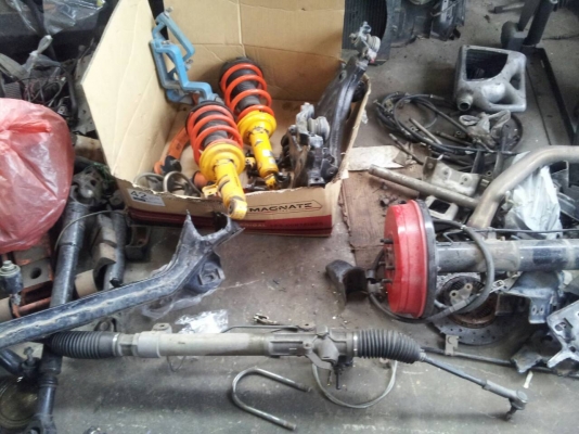 อะหลัยวีโก้จากการวางคาน ต้องการชิ้นไหนสอบถามได้ครับ  081-4908519