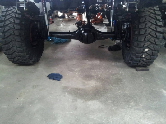 อะหลัยวีโก้จากการวางคาน ต้องการชิ้นไหนสอบถามได้ครับ  081-4908519