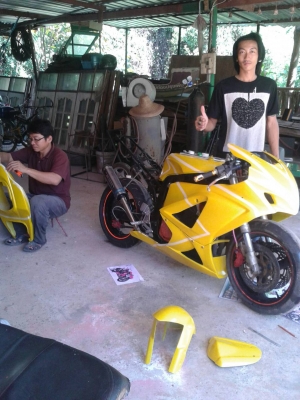 รับสั้ง งานบิ้วรถใหม่ สร้างแฟริ่ง หรือตกแต่งให้สวย หรือ เหมือนงานตัว1000cc