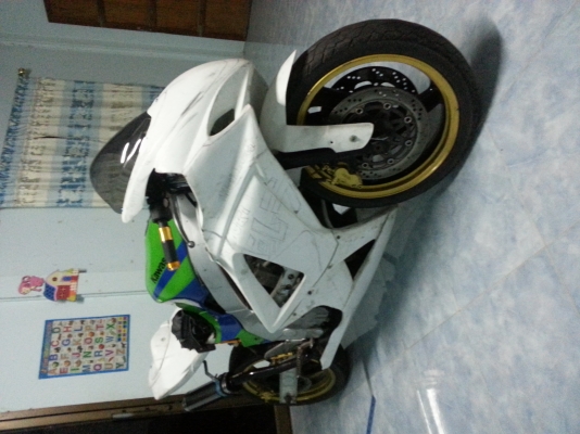 รับสั้ง งานบิ้วรถใหม่ สร้างแฟริ่ง หรือตกแต่งให้สวย หรือ เหมือนงานตัว1000cc