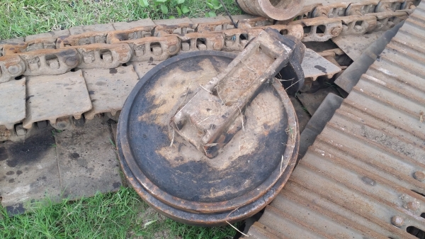 ด่วนขายอะใหล่ CAT E200B สนใจติดต่อด่วน( ตัดพรุ่งนี้ครับ )