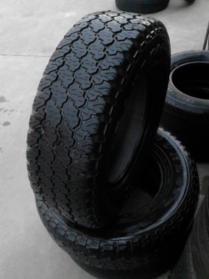 235/70R15  DUNLOP GRANTREK   มี  2  เส้น TEL.081-427-3941