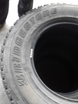225/70R15 BRIDGESTONE DUELER A/T  มี 2 เส้น  โทร.081-427-3941