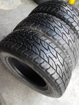 225/70R15 BRIDGESTONE DUELER A/T  มี 2 เส้น  โทร.081-427-3941
