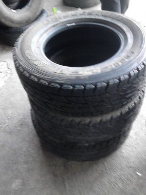 225/70R15 BRIDGESTONE DUELER A/T  มี 2 เส้น  โทร.081-427-3941