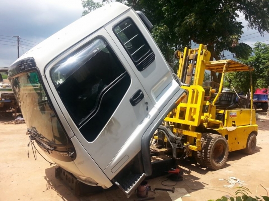 ขายหัวสิบล้อDECA FTR สภาพสวยมาก อุปกรณ์ครบ พร้อมใช้งานค่ะ สนใจโทร090-8588220คุณนะ ID:narong498 หรือwww.truck.in.th/498