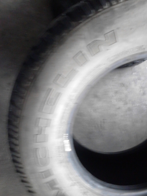 225/70R15 MICHELIN  LTX A/T  มี 2 เส้น TEL.081-427-3941