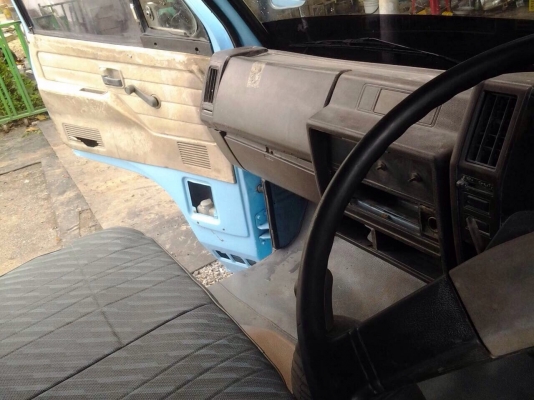 ขาย6ล้อดั้มISUZU NKR88แรง รถห้างแท้เกียร์สั้น หัวยกได้