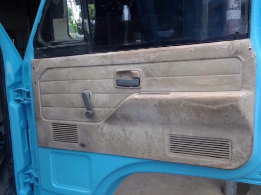 ขาย6ล้อดั้มISUZU NKR88แรง รถห้างแท้เกียร์สั้น หัวยกได้