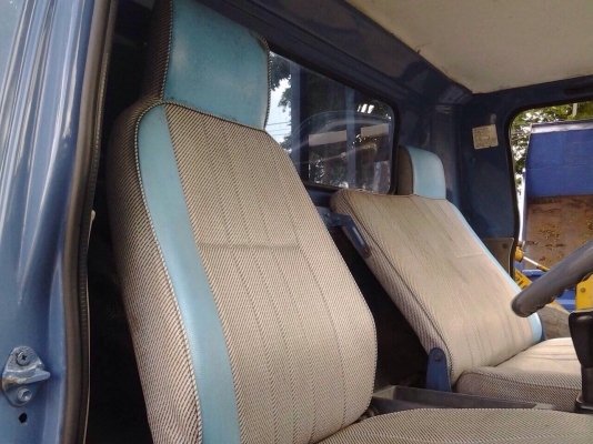 ขาย6ล้อISUZU NPR 115รถห้างวางเครื่อง4BG 125แรงม้า