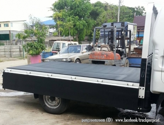 KIA ปูพื้นกระบะแผ่นเรียบ