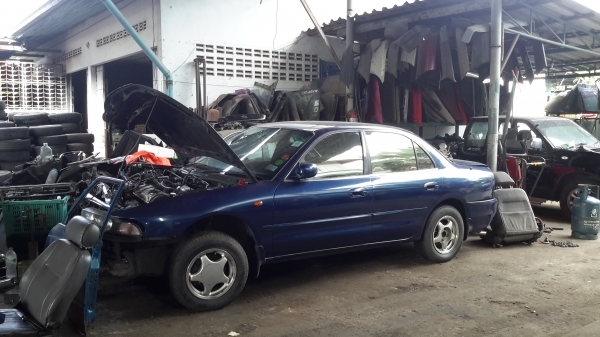 ขายอะไหล่อัลติม่า96