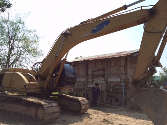 ลูกค้าฝากขาย++ซัมซุง SE210LC-2 ปี 95 ขนาด 200 มีเล่มทะเบียน เครื่อง cummins