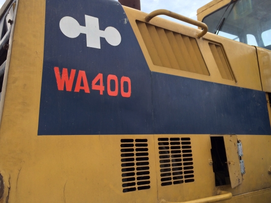 ขายรถตักล้อยาง KOMUTSU WA400 รถนอกสภาพดี ต่อแขน ขยายบุ้งกี้เรียบร้อย พร้อมใช้งาน ราคาต่อรองได้