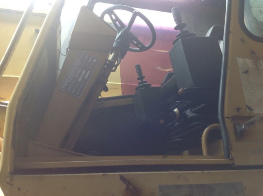 รถเครน 25 ตัน GRIL 9225