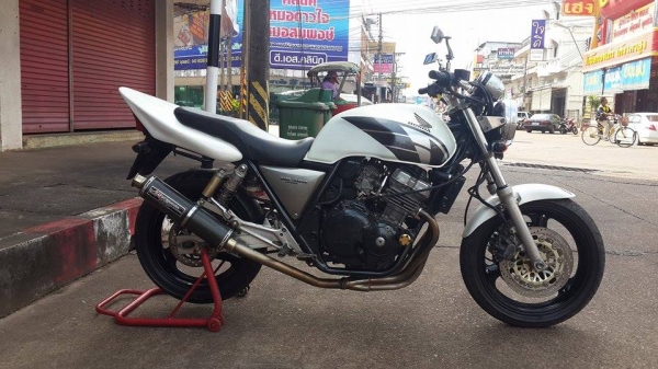 ขายคับ HONDA CB400 ปี93 ของแต่งล้น ท่อแต่ง YOSHIMURA ทั้งเส้น ท้ายแต่งเทค1 กันล้ม โซ่สเตอเต็ม แฮนด์บาร์ กระจกแต่ง อินวอยส์ สรรพสามิตร สวยๆ คับ ราคา 59000 บาท ส่งได้ทั่วไทยคับ สนใจติดต่อ 081-0578282 ไอดีไลน์ POPBIGBIKESAKON คับ สนใจรถสวย ถูก ดี ต้อง POP BI