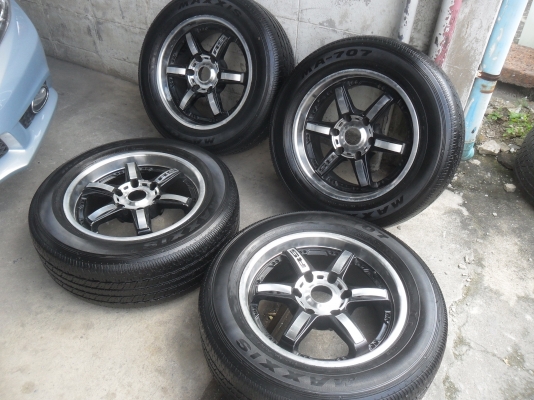 ล้อแม็ก 17นิ้ว 6รู พร้อมยาง สวยๆ 4 ล้อ ราคา 7900 บาท