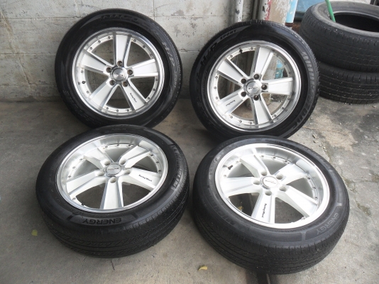 ล้อแม็ก 17นิ้ว 5รู114 พร้อมยาง สวยๆ 4 ล้อ ราคา 7900 บาท