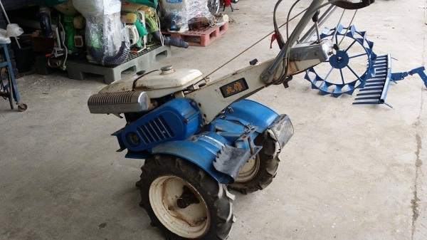 รถไถเดินตาม ISEKI เก่าญี่ปุ่น สภาพพร้อมใช้งาน เครื่องยนต์ติดง่าย แถมฟรี !!! ชุดคลาดดิน+ล้อเหล็ก รถไถเดินตาม ISEKI เก่าญี่ปุ่น สภาพพร้อมใช้งาน เครื่องยนต์ติดง่าย แถมฟรี !!! ชุดคลาดดิน+ล้อเหล็ก