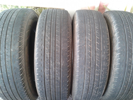 ขายยางกระบะ บิสโตน215/70R15  4 เส้น ใส่มาปี2013