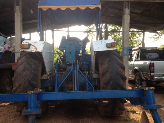 ขายรถไถฟอดร์ 6000 T5 พร้อมใช้