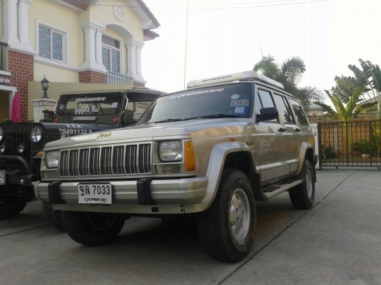 ขาย Jeep 4.2L (เจ้าของขายเอง) ขาย Jeep 4.2L (เจ้าของขายเอง)